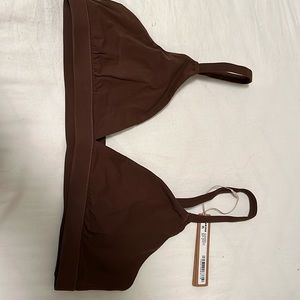 Skims fits everybody triangle bralette